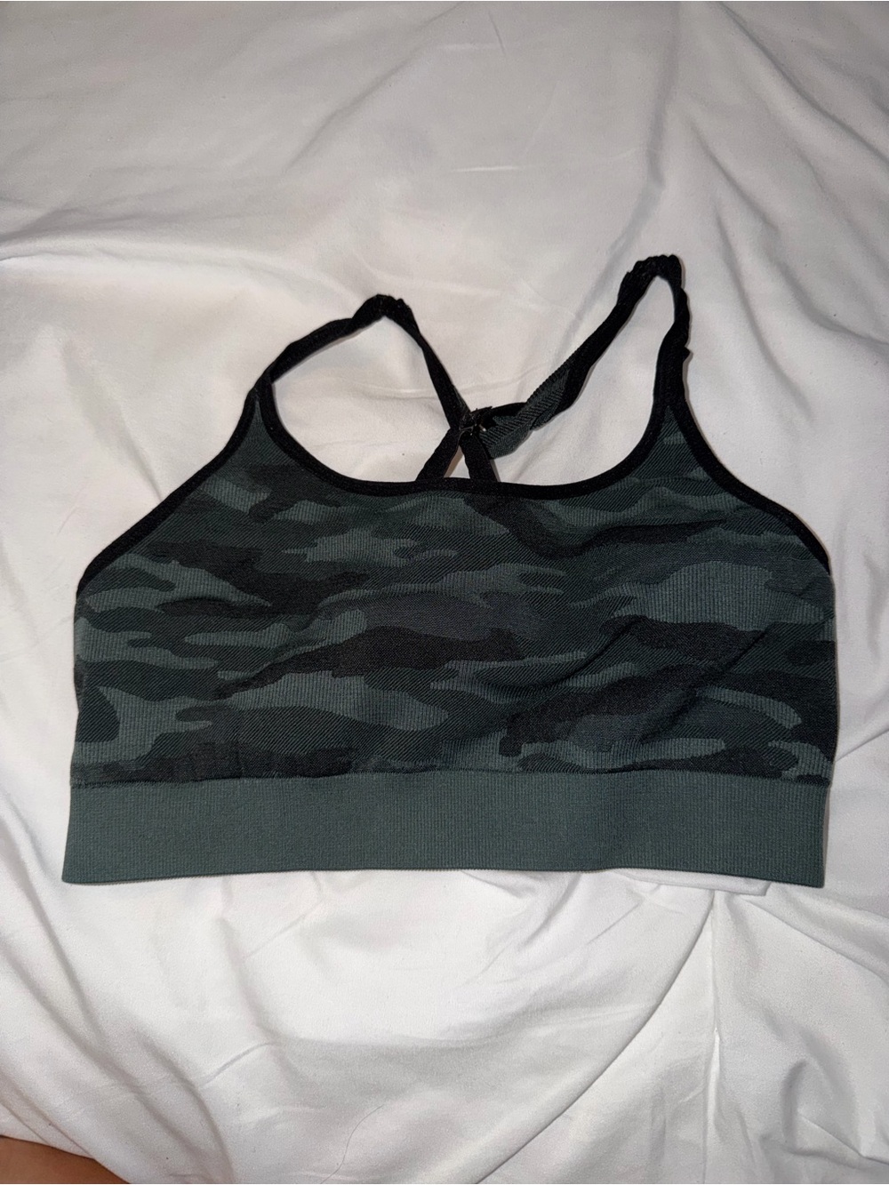 Bundle of women’s clothing - Picture 5 of 12